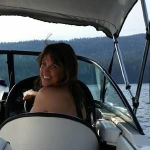 Meet your Posher, Jeanine